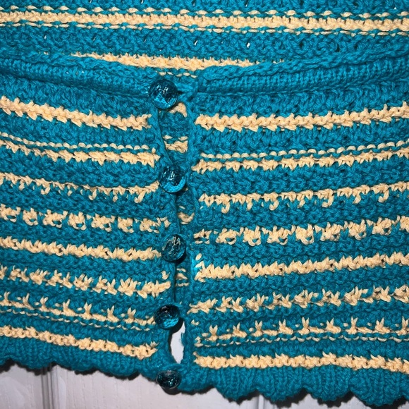 Crochet halter top - Picture 3 of 4